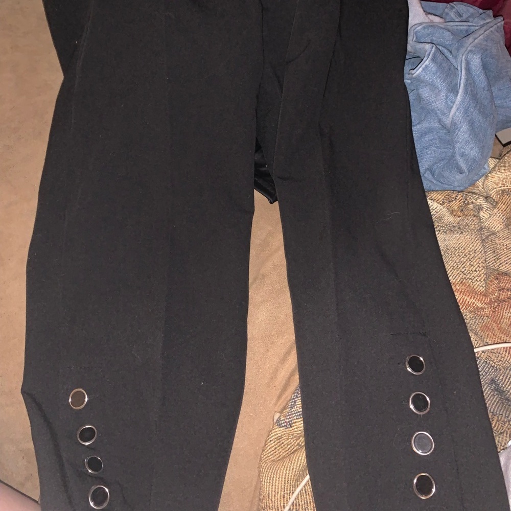 Black leggings
